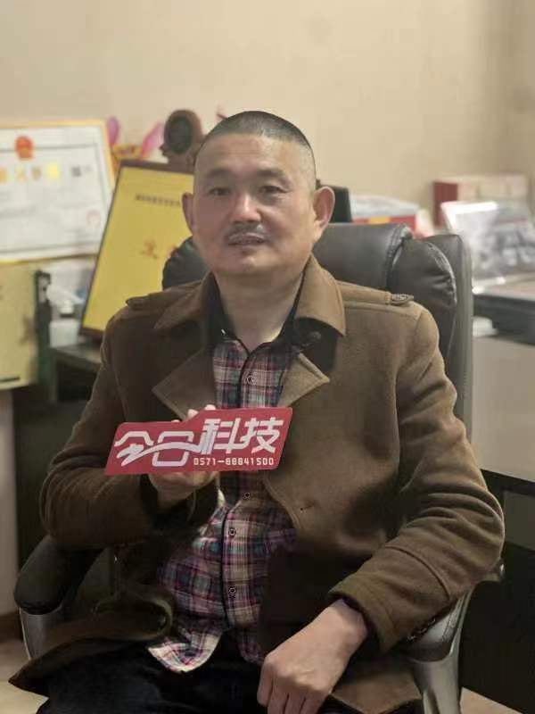 熱烈祝賀湖州申偉東環(huán)?？萍加邢薰竟そ掣缭偕鲜∨_講述扛起木地板行業(yè)售后服務(wù)大旗故事